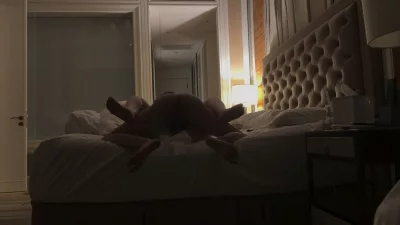 她说我的鸡巴比前几天操她的两个美国白人都要舒服好多