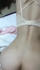 真实操极品邻居，聊了一个多月成功拿下