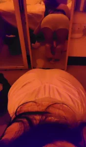 等不及周末了 周五突袭回家 看看人妻有没有偷人